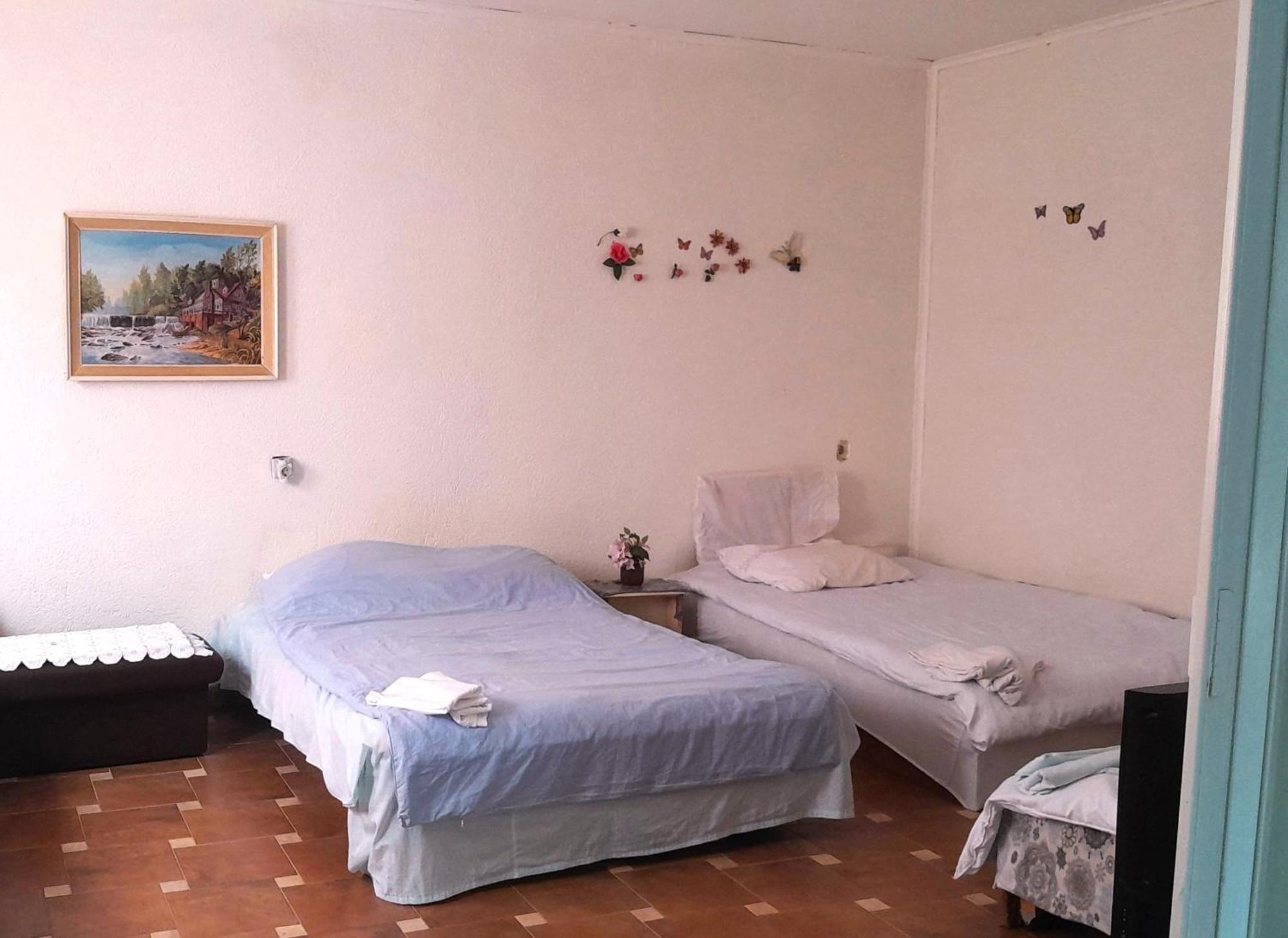 Bed and Breakfast Adem'S Cozy Terrace Retreat Skopje Esterno foto
